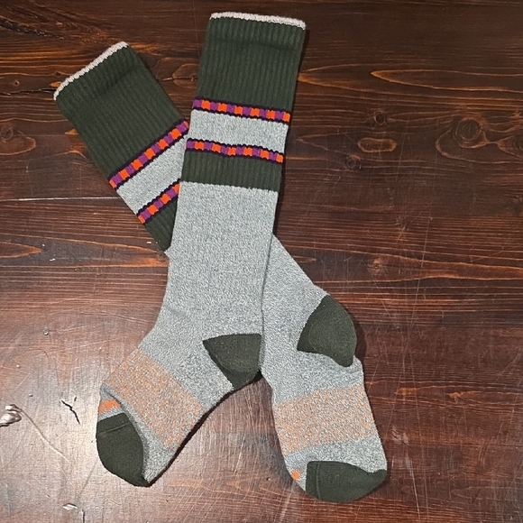 Bombas Accessories - Bombas Calf Socks - Forest Green Striped - Size SM